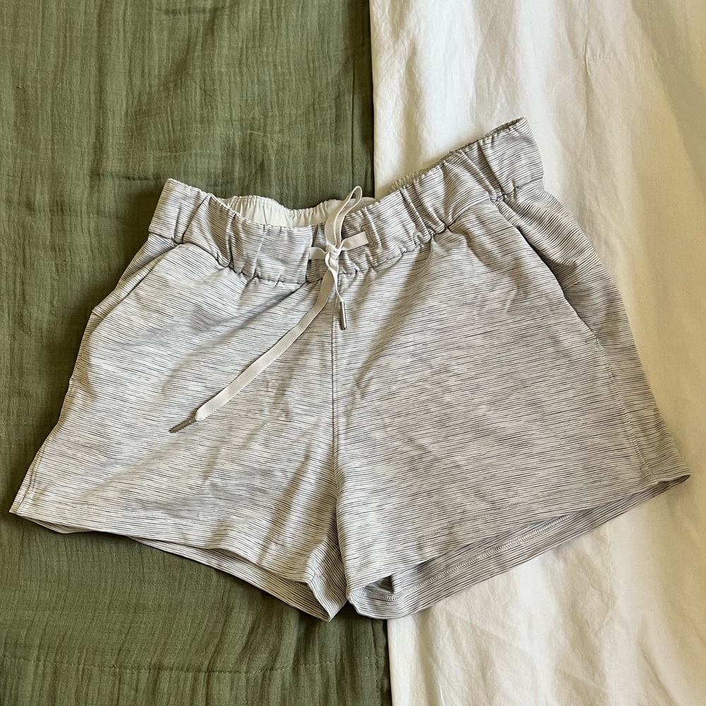 Lululemon pocket short